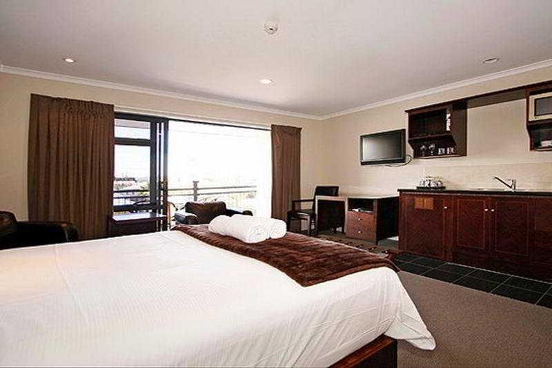 Aotea Motor Lodge Whanganui Exteriör bild A typical studio apartment
